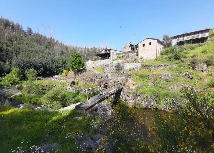 בית נופש Casa Do Moinho Novo I *